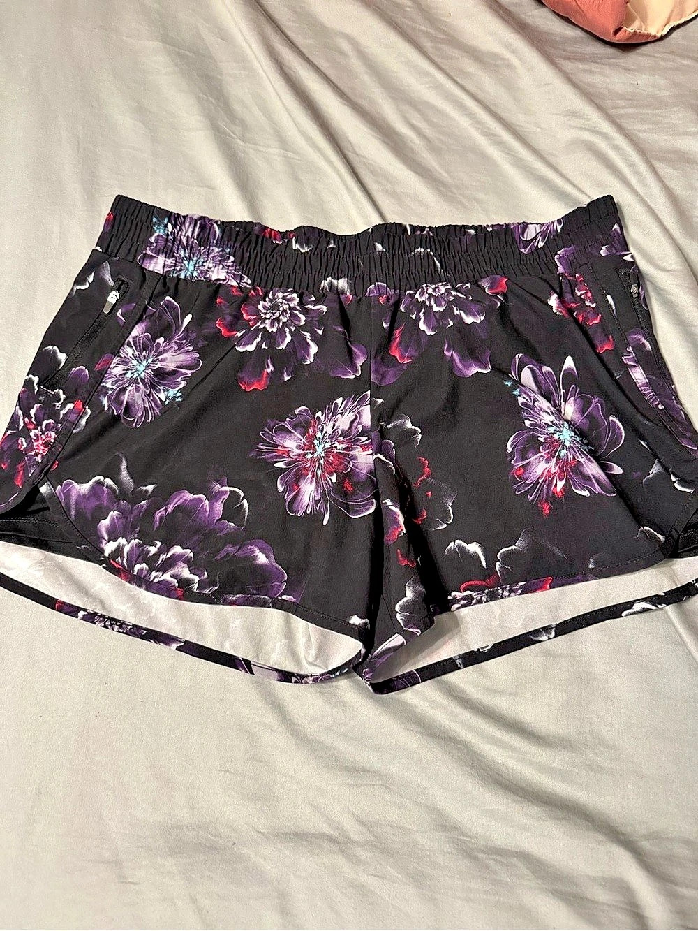 RBX Floral Athletic Shorts in Black & Purple Size XL (16-18)